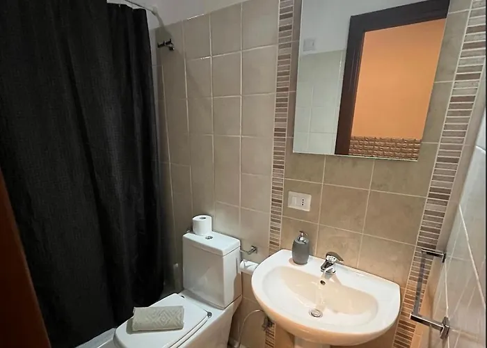 Vegan Airport - Adults Only - Late Check In Bed & Breakfast